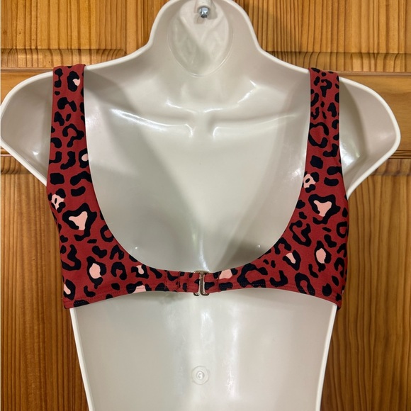 Hollister Bikini Swim Top – Rust Orange Leopard Print – Size Small (Like New) - Picture 3 of 4